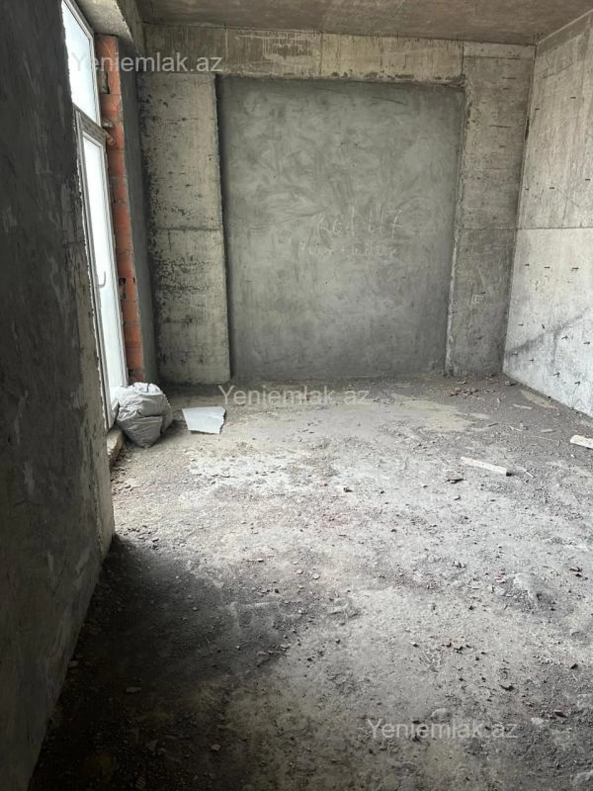 Satılır 3 otaqlı yeni tikili 133 m²