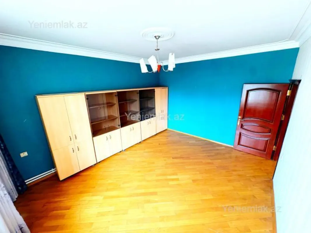 Satılır 4 otaqlı yeni tikili 175 m²