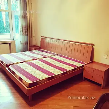 Satılır 4 otaqlı yeni tikili 175 m²