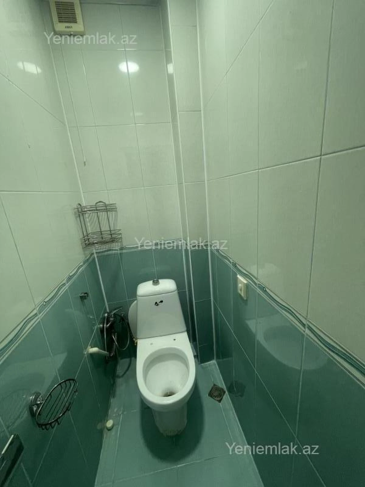 Satılır 2 otaqlı köhnə tikili 56 m²