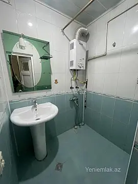 Satılır 2 otaqlı köhnə tikili 56 m²