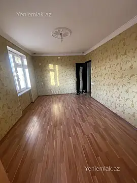 Satılır 2 otaqlı köhnə tikili 56 m²