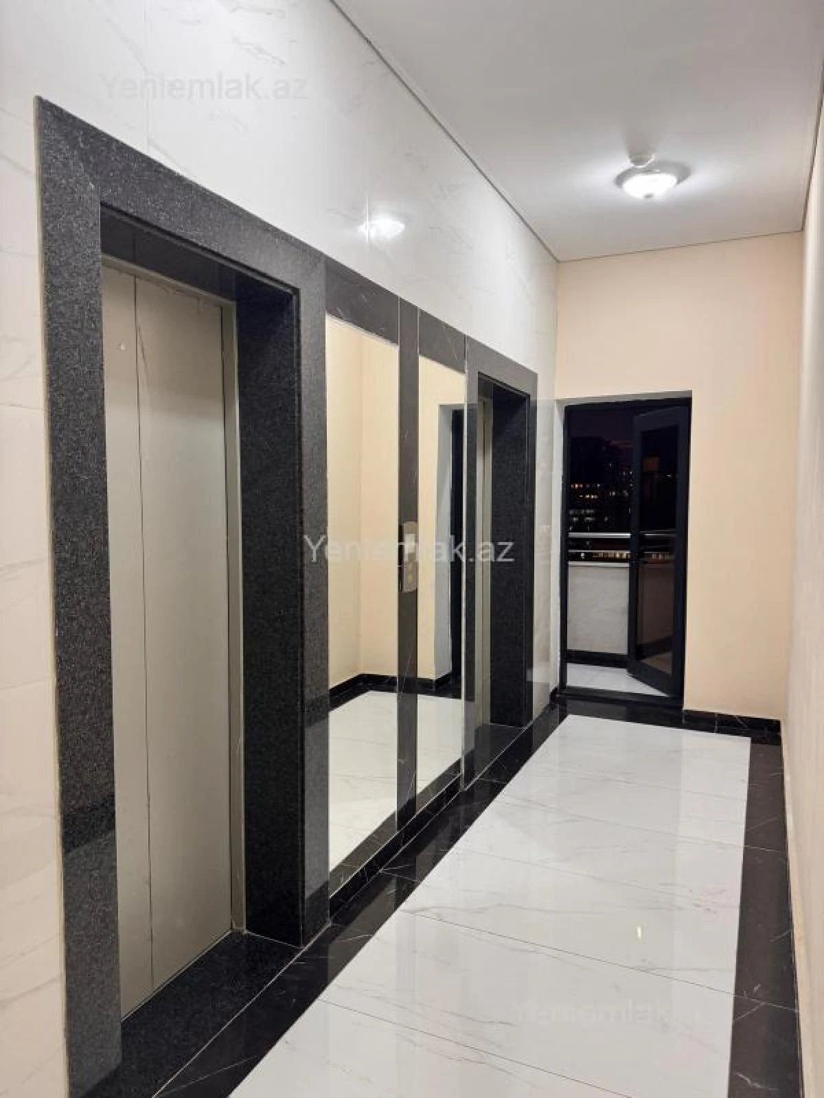 Satılır 4 otaqlı yeni tikili 148.3 m²