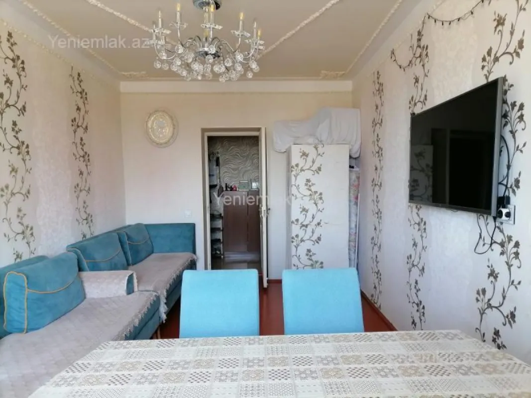 Satılır 3 otaqlı köhnə tikili 60 m²