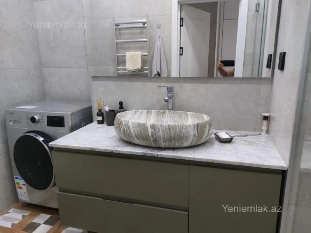 Satılır 3 otaqlı yeni tikili 105 m²