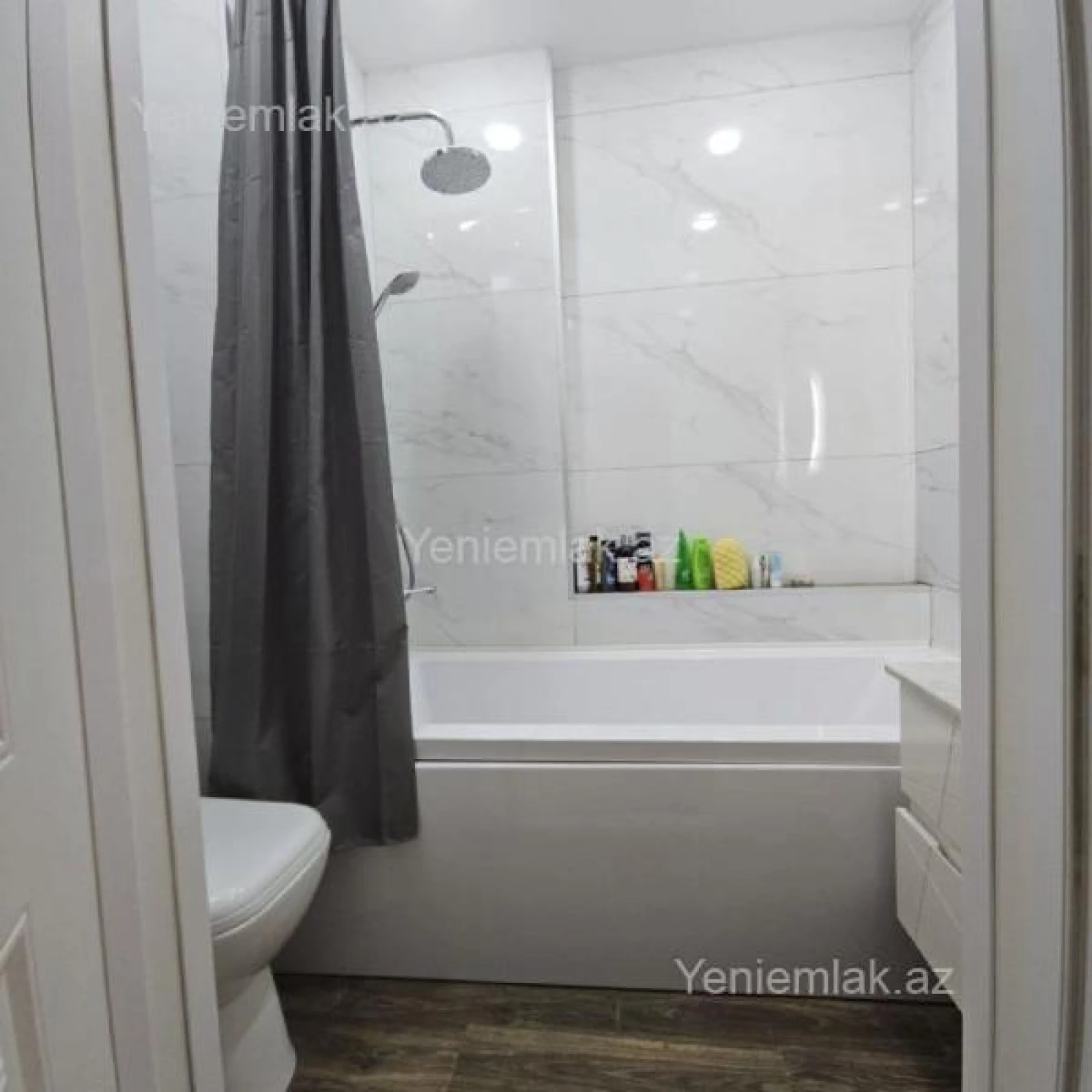 Satılır 3 otaqlı yeni tikili 105 m²