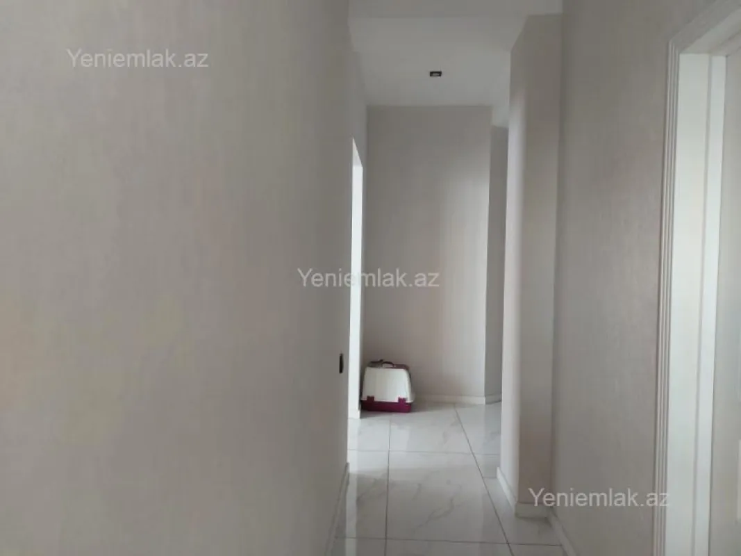 Satılır 3 otaqlı yeni tikili 105 m²