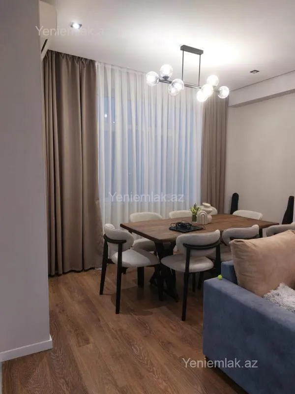 Satılır 3 otaqlı yeni tikili 105 m²