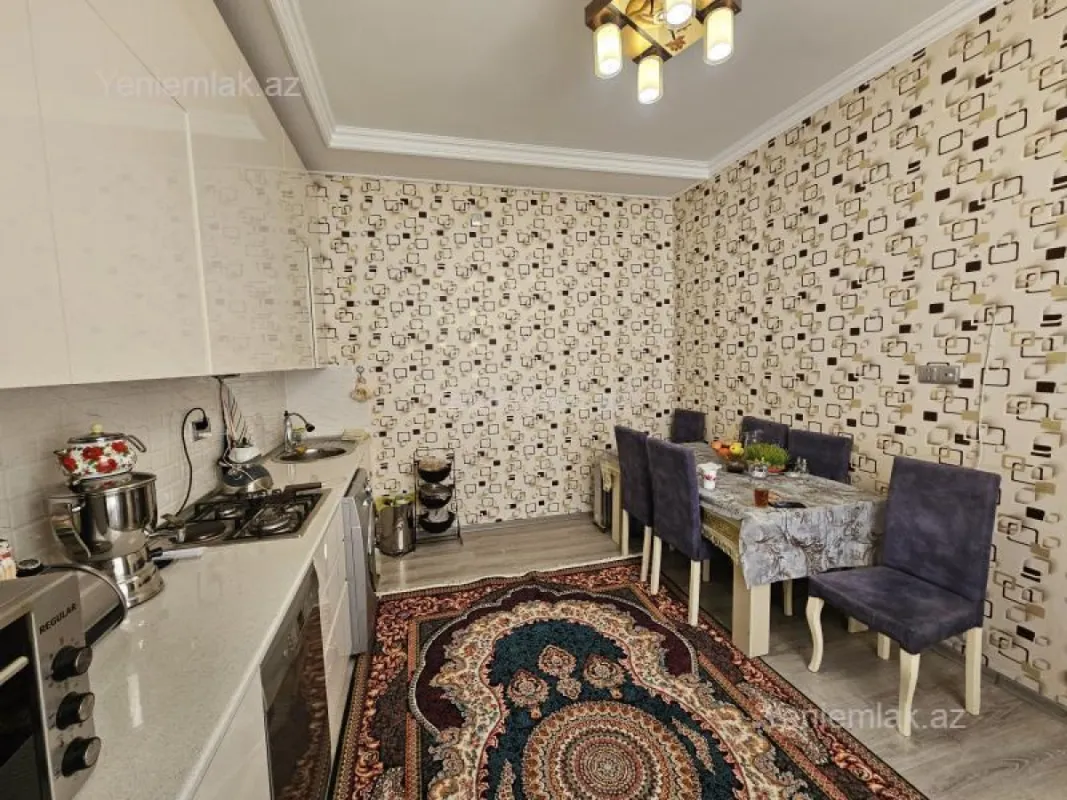 Satılır 4 otaqlı həyət evi 132 m²