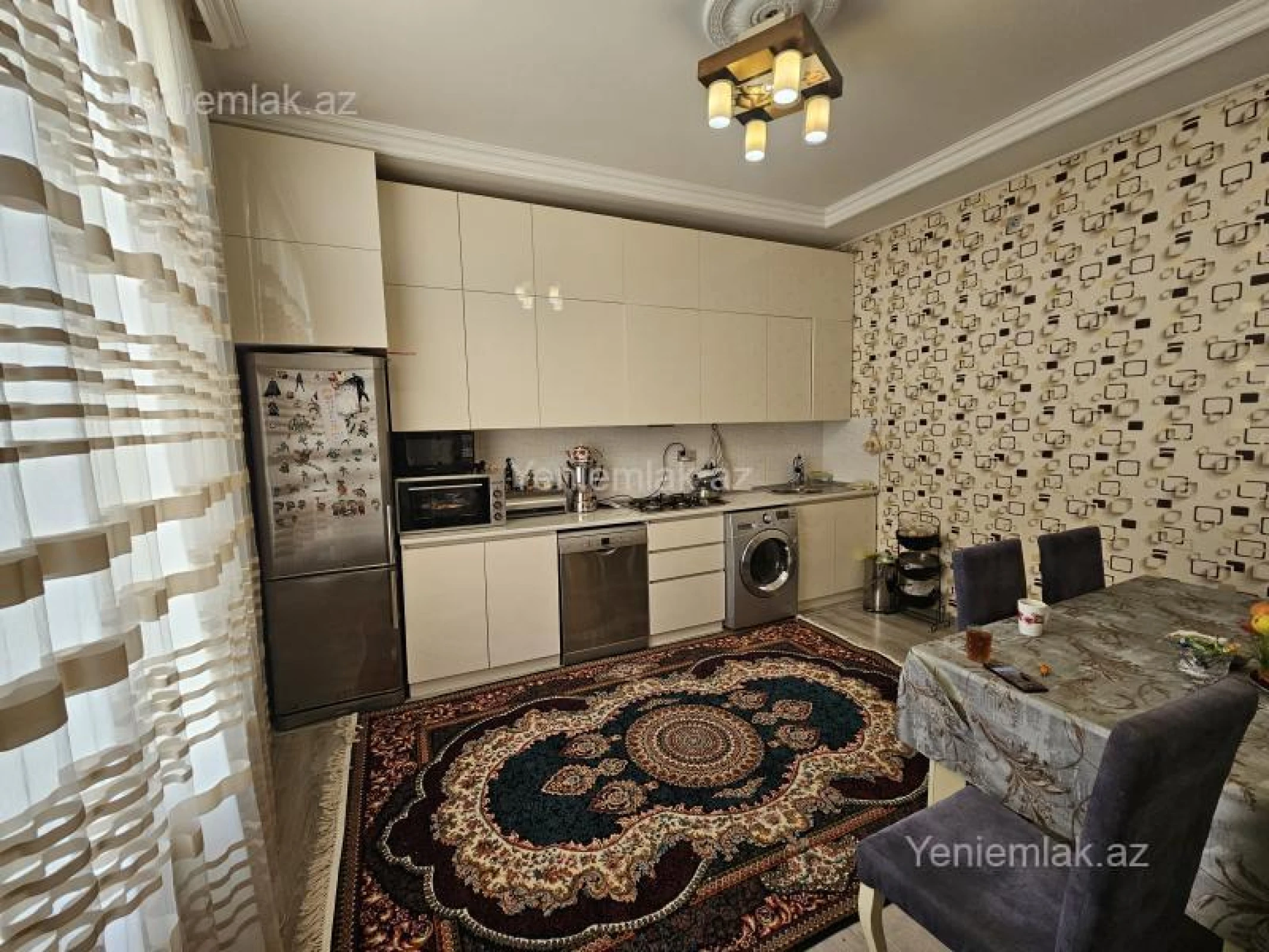 Satılır 4 otaqlı həyət evi 132 m²