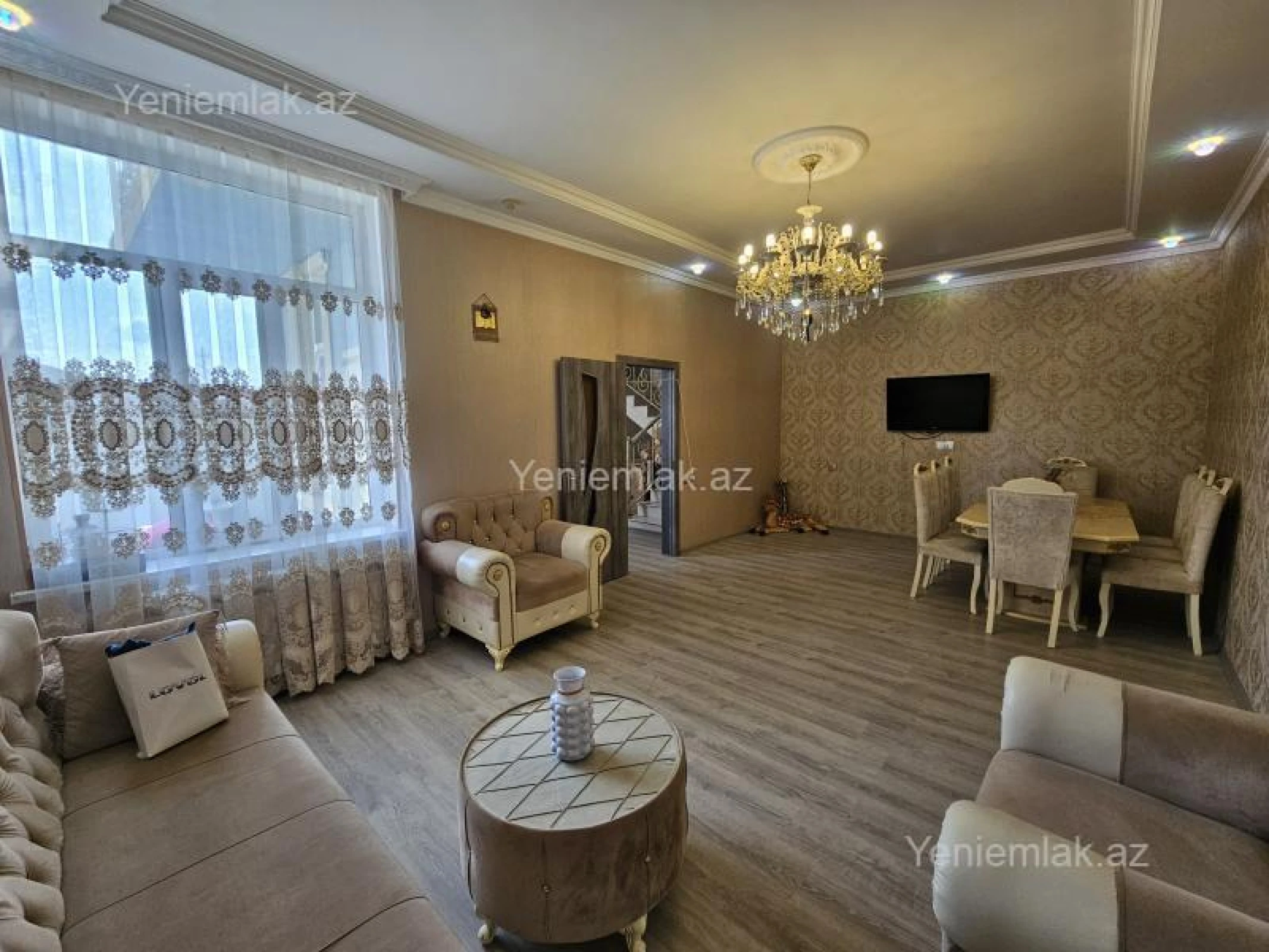 Satılır 4 otaqlı həyət evi 132 m²