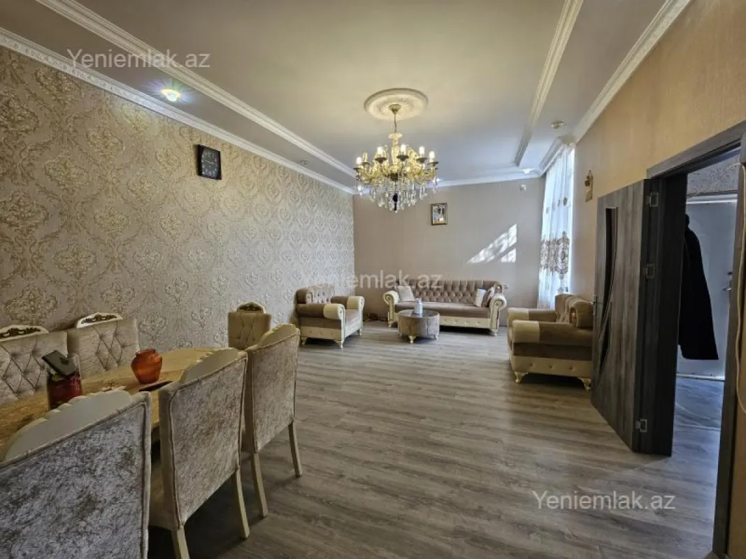 Satılır 4 otaqlı həyət evi 132 m²