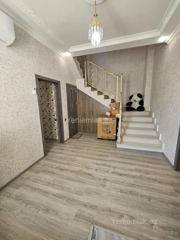 Satılır 4 otaqlı həyət evi 132 m²