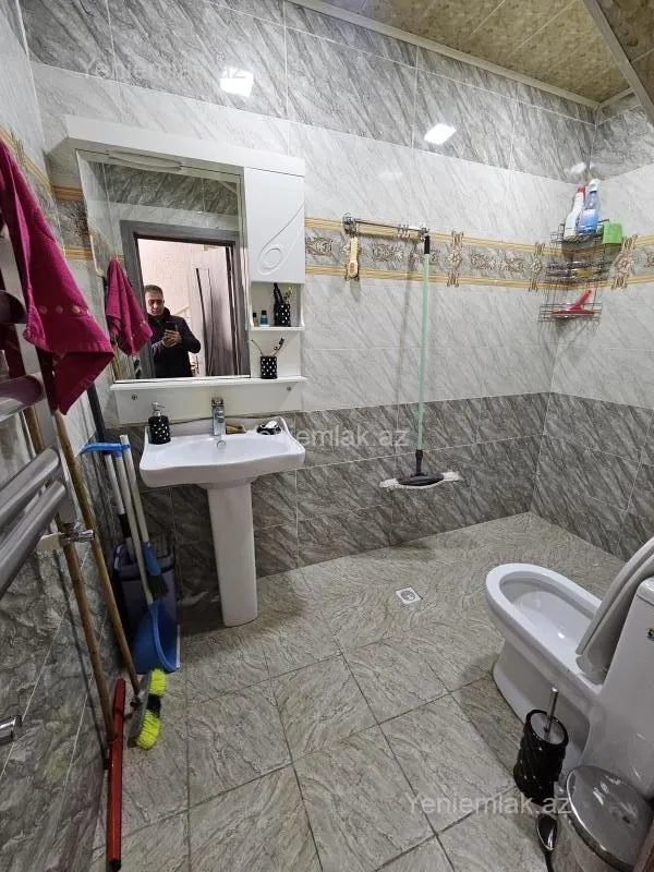 Satılır 4 otaqlı həyət evi 132 m²