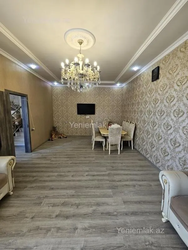 Satılır 4 otaqlı həyət evi 132 m²