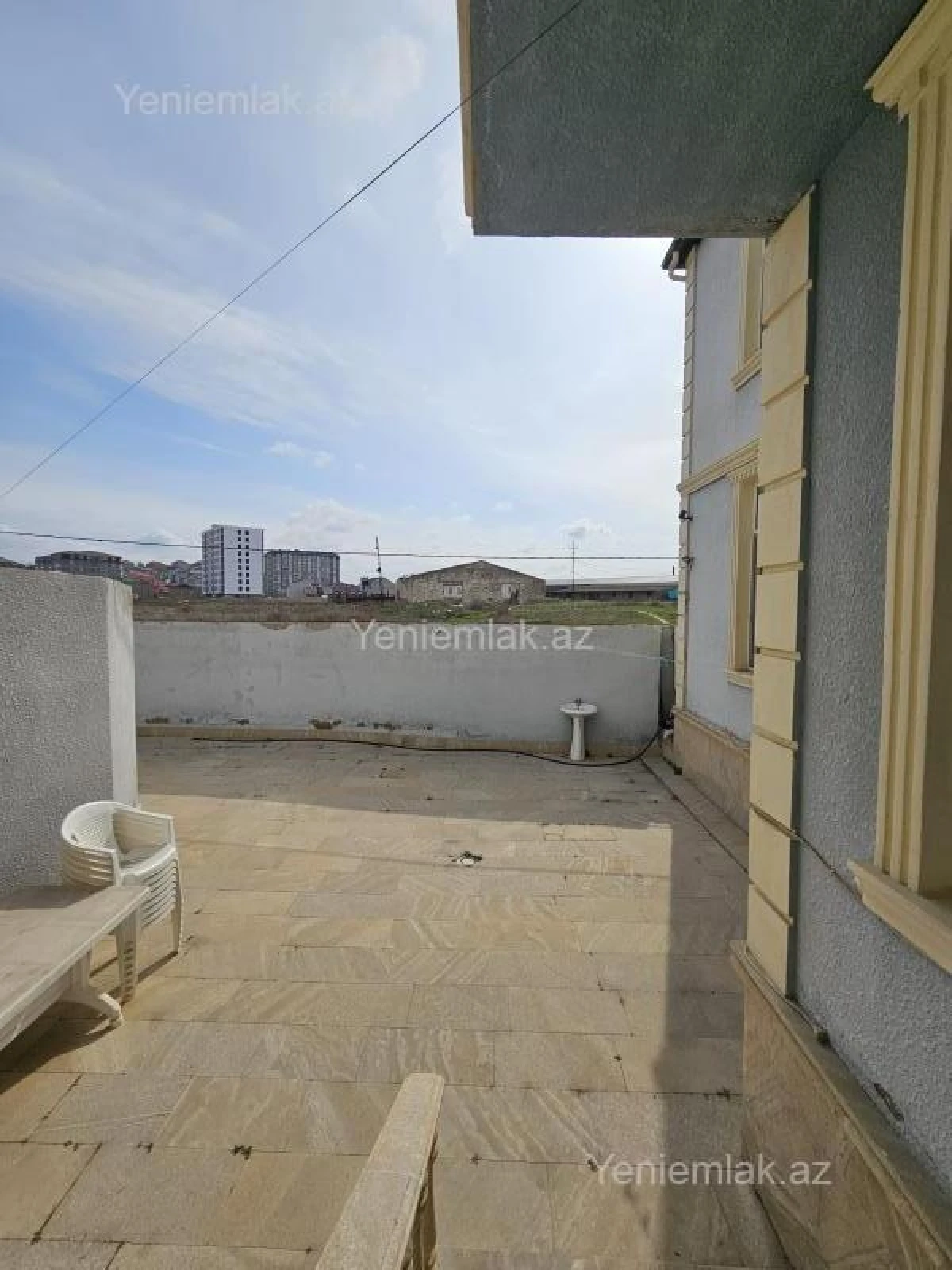 Satılır 4 otaqlı həyət evi 132 m²