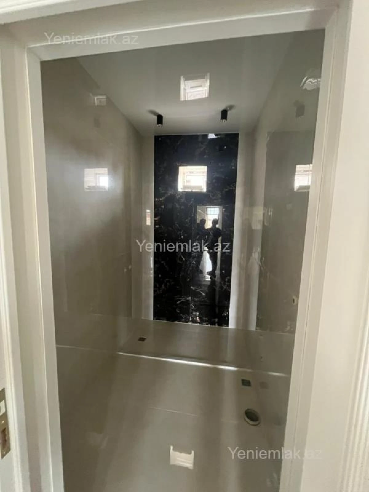 Satılır 4 otaqlı həyət evi 140 m²