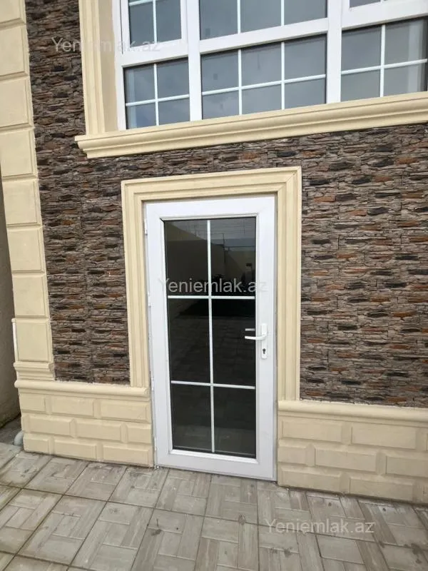 Satılır 4 otaqlı həyət evi 140 m²