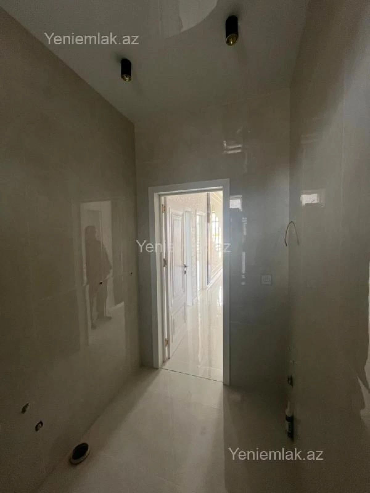 Satılır 4 otaqlı həyət evi 140 m²