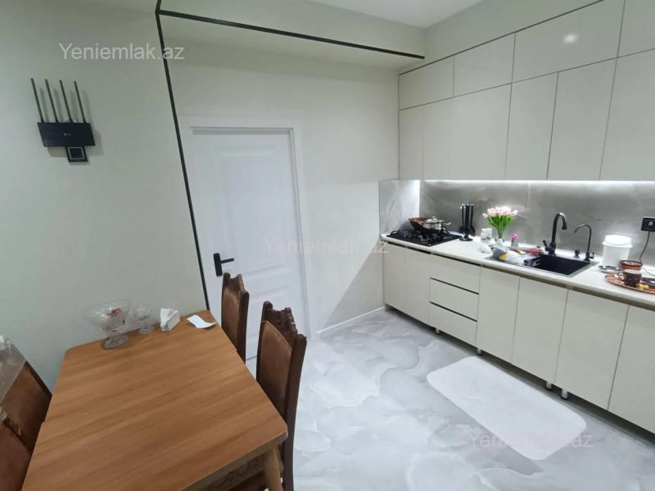 Satılır 3 otaqlı yeni tikili 65 m²