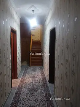 Satılır 5 otaqlı həyət evi 180 m²