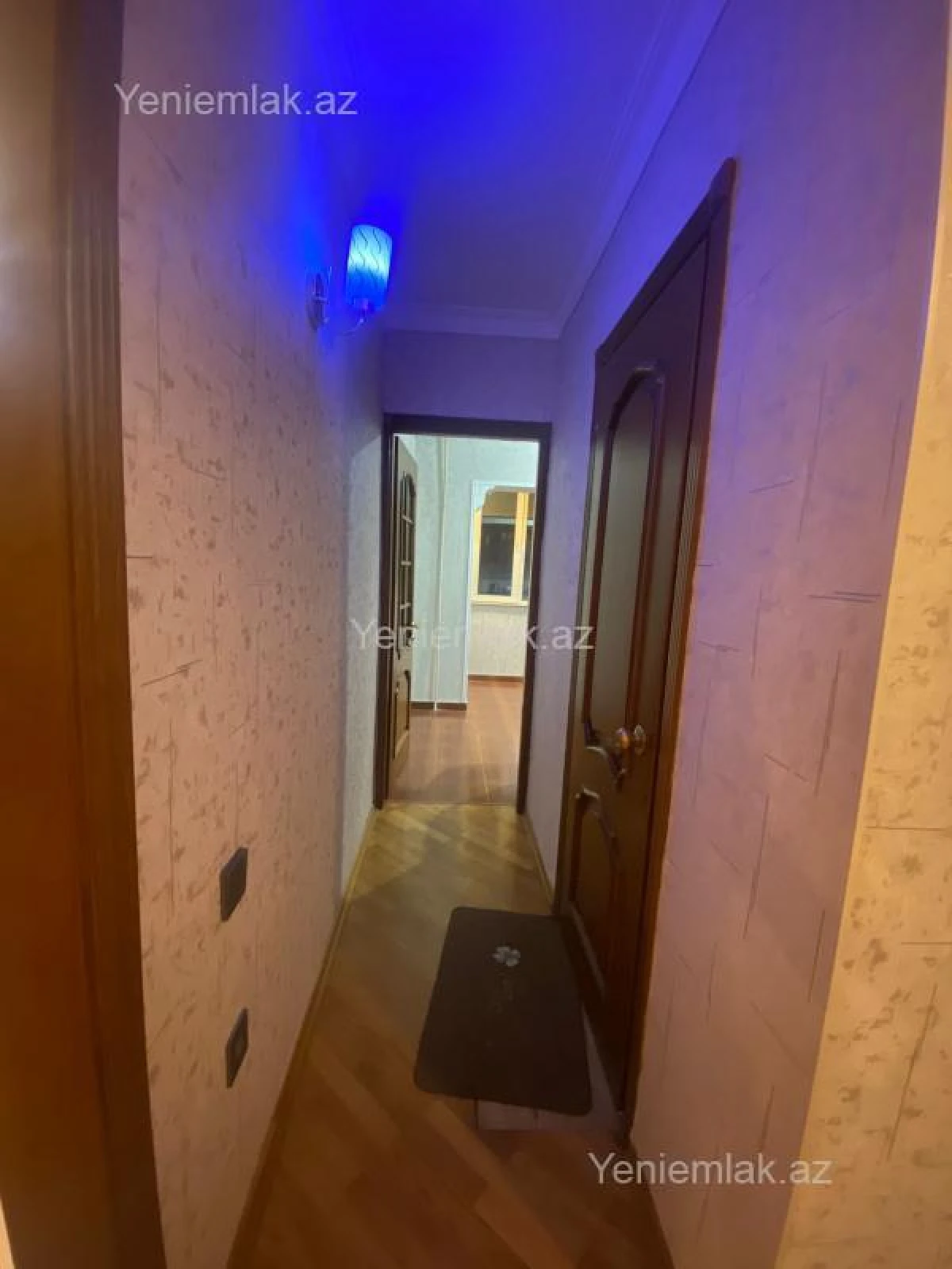 Satılır 3 otaqlı köhnə tikili 90 m²