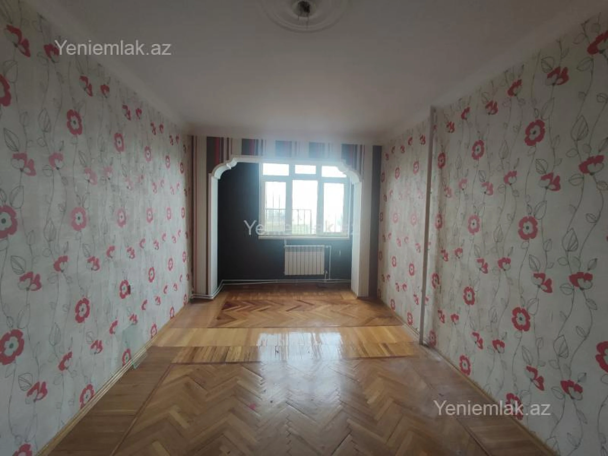 Satılır 5 otaqlı köhnə tikili 120 m²