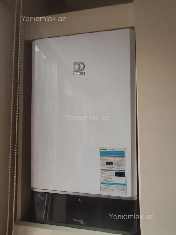 Satılır 5 otaqlı köhnə tikili 120 m²