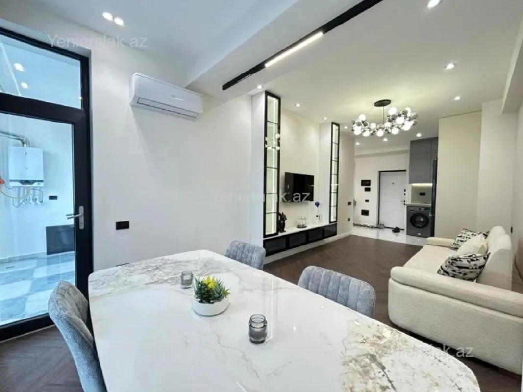 Satılır 2 otaqlı yeni tikili 60 m²