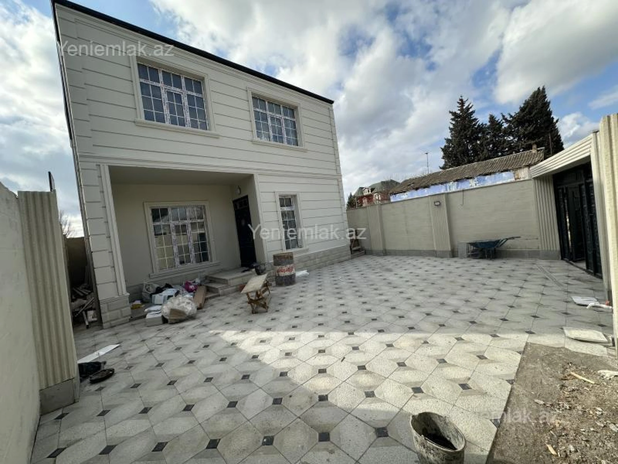 Satılır 4 otaqlı həyət evi 130 m²