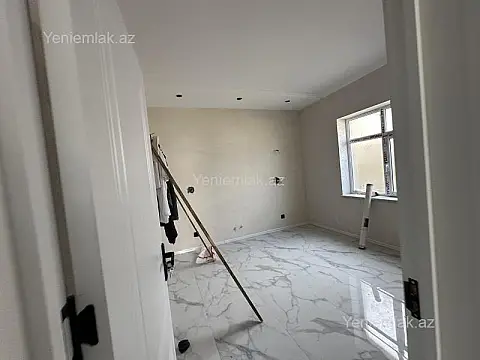 Satılır 4 otaqlı həyət evi 130 m²
