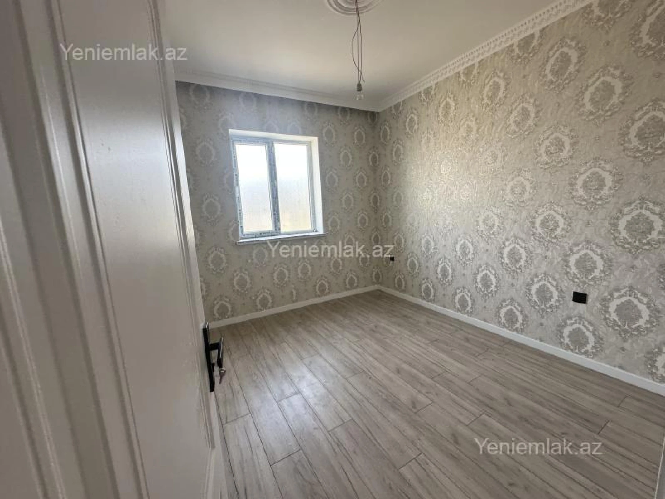 Satılır 4 otaqlı həyət evi 130 m²