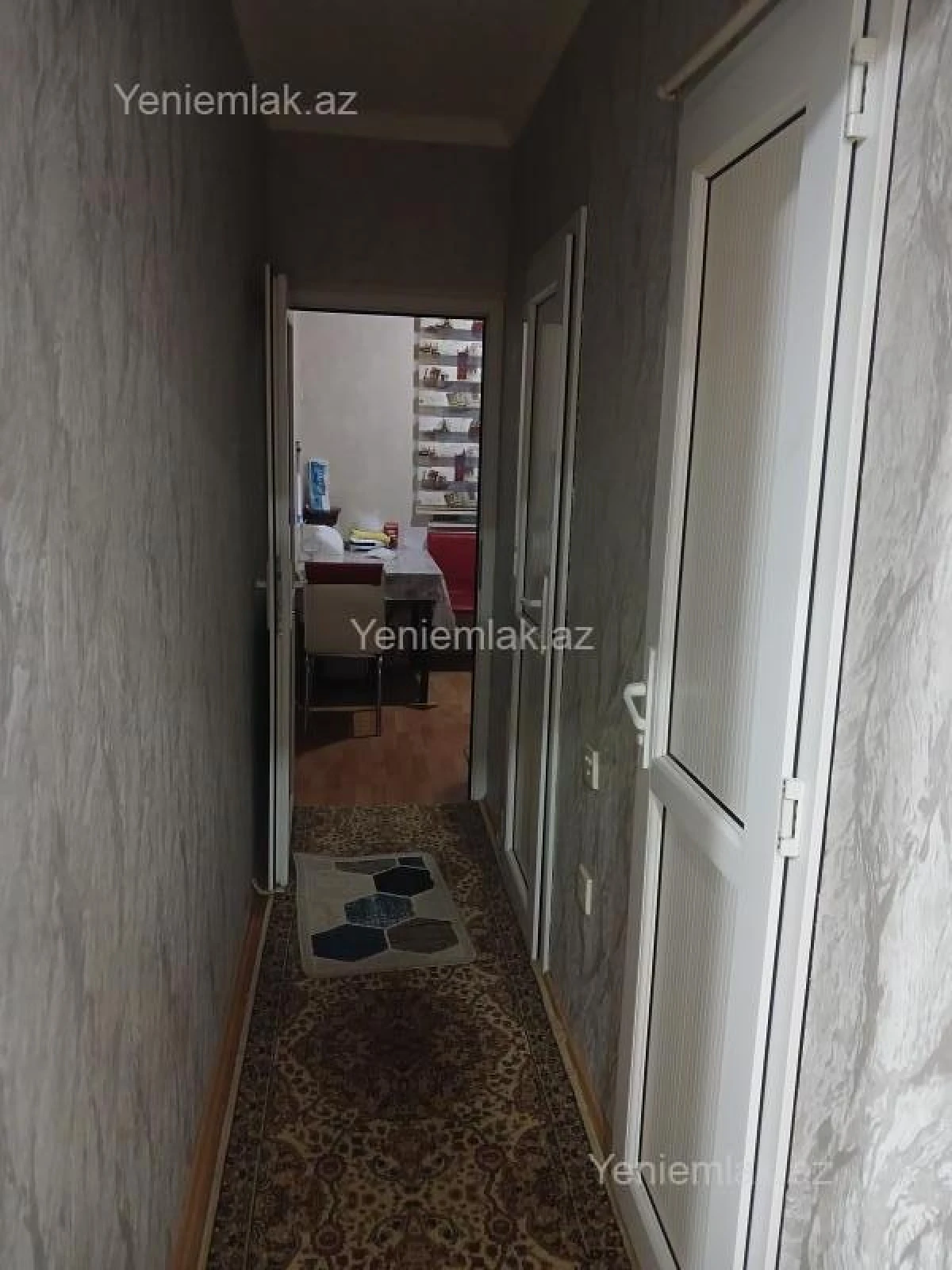 Satılır 3 otaqlı köhnə tikili 70 m²