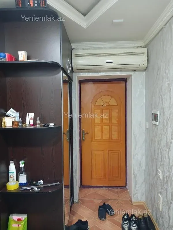 Satılır 3 otaqlı köhnə tikili 70 m²
