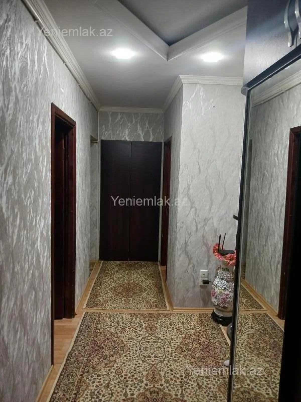 Satılır 3 otaqlı köhnə tikili 70 m²