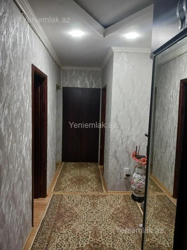 Satılır 3 otaqlı köhnə tikili 70 m²