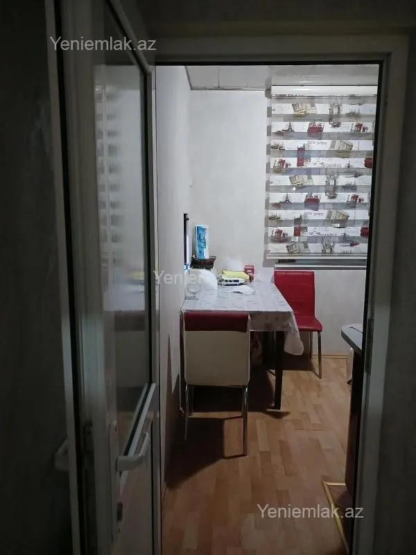 Satılır 3 otaqlı köhnə tikili 70 m²