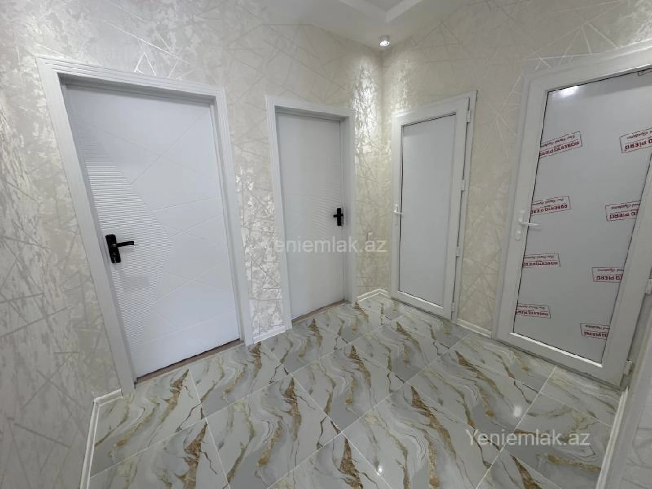 Satılır 4 otaqlı həyət evi 130 m²