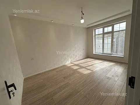 Satılır 4 otaqlı həyət evi 130 m²
