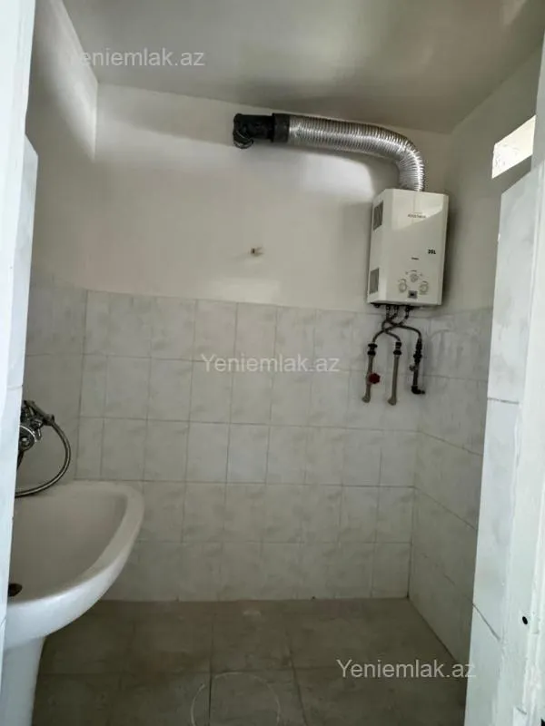 Satılır 3 otaqlı köhnə tikili 69 m²