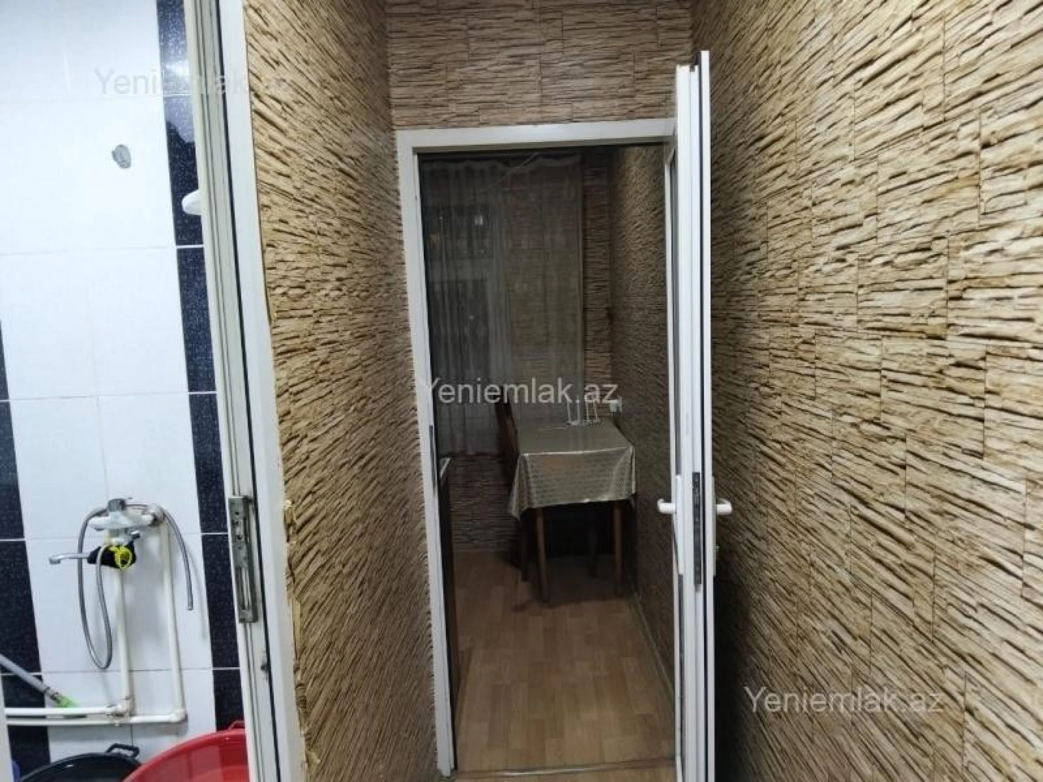 Satılır 1 otaqlı köhnə tikili 31 m²