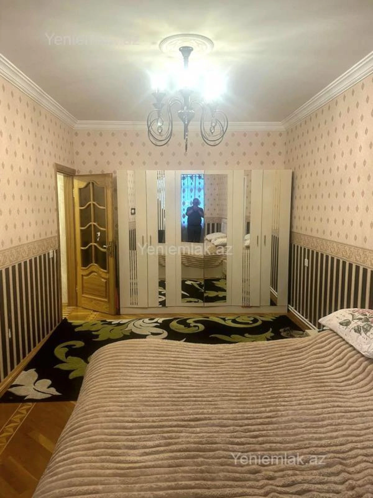 Satılır 5 otaqlı köhnə tikili 120 m²