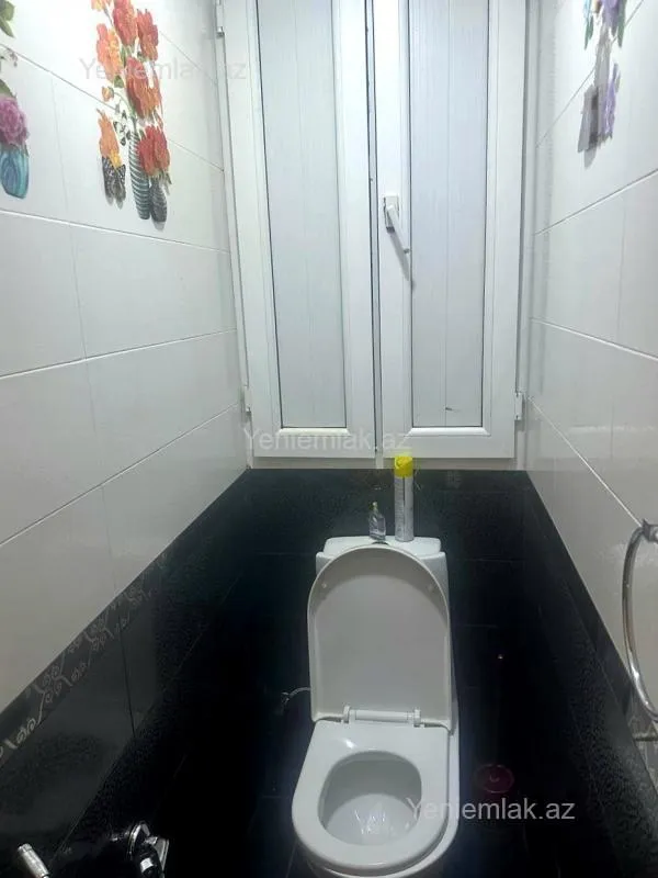 Satılır 5 otaqlı köhnə tikili 120 m²