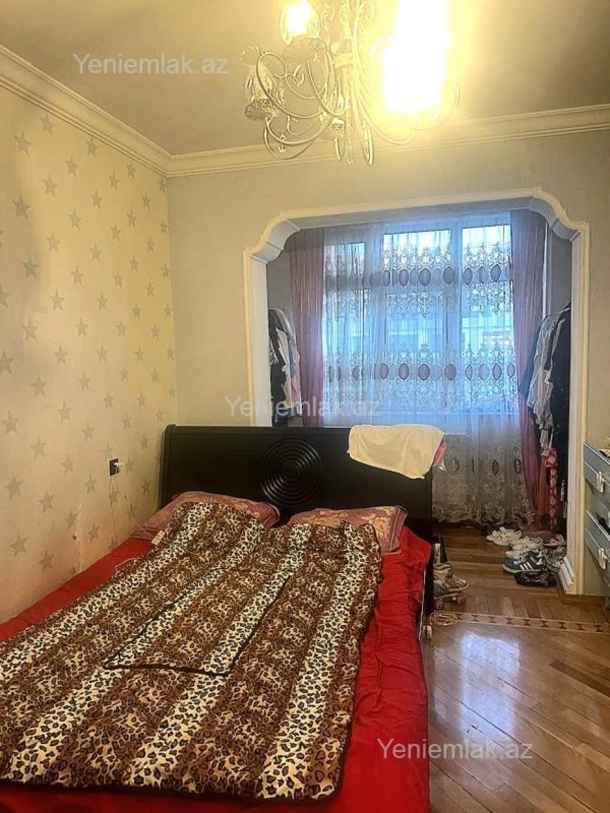 Satılır 5 otaqlı köhnə tikili 120 m²