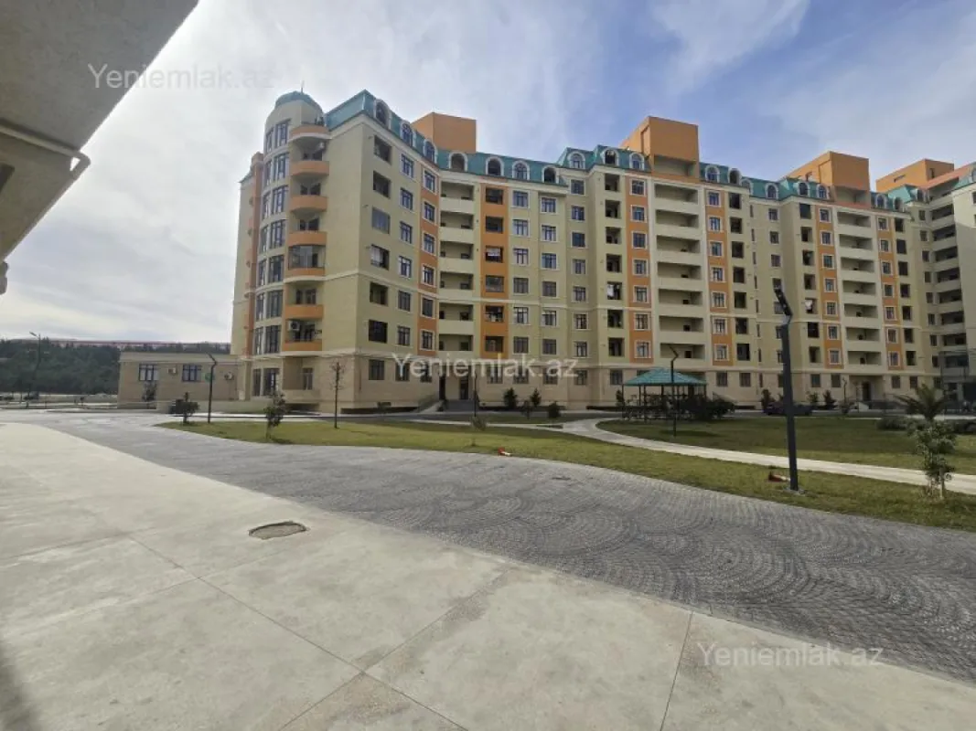 Satılır 1 otaqlı yeni tikili 72 m²