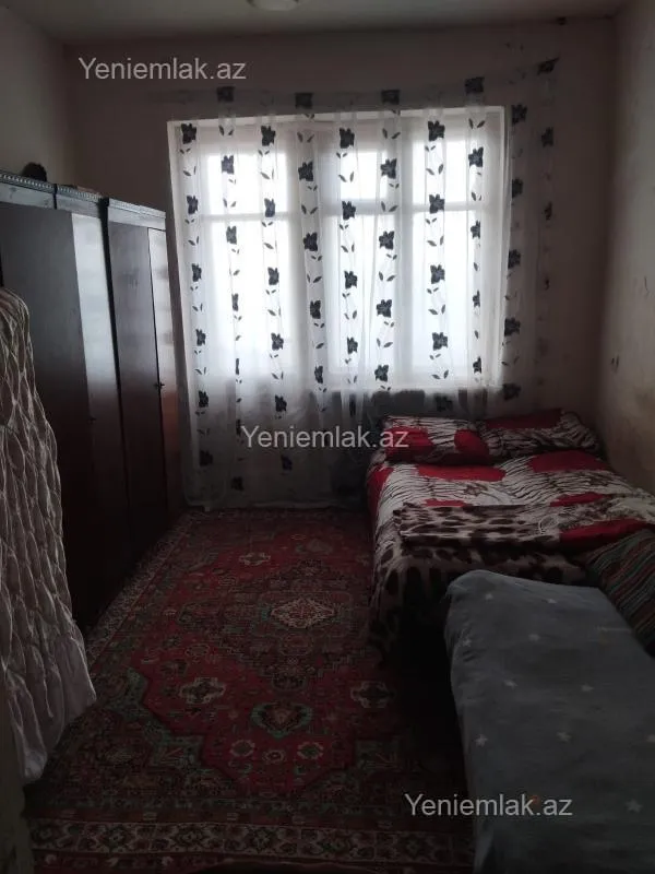 Satılır 2 otaqlı köhnə tikili 38 m²