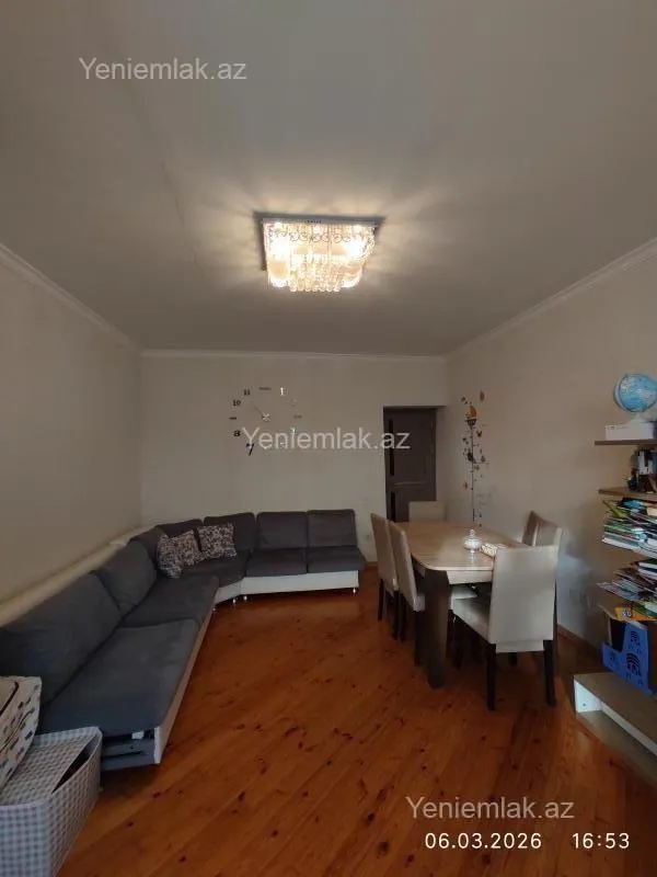 Satılır 2 otaqlı köhnə tikili 54 m²