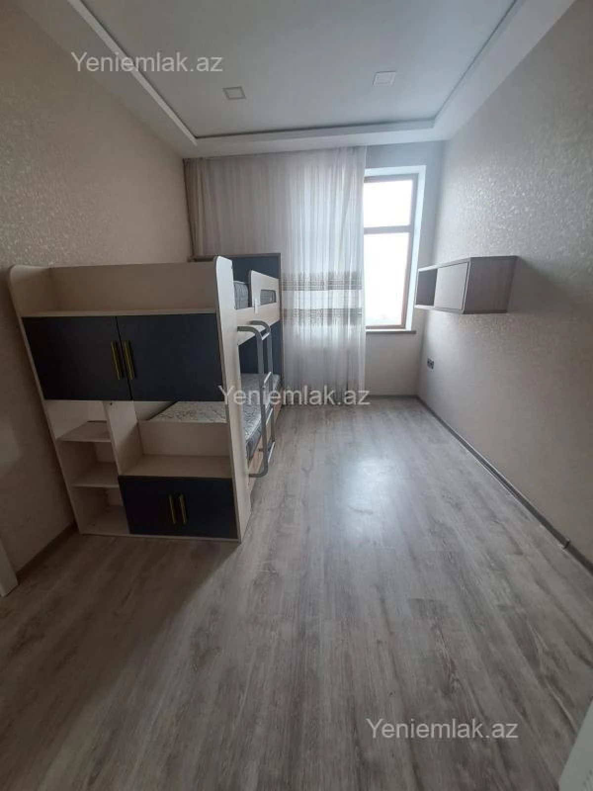 Satılır 3 otaqlı yeni tikili 79 m²