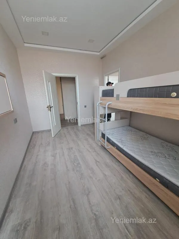 Satılır 3 otaqlı yeni tikili 79 m²