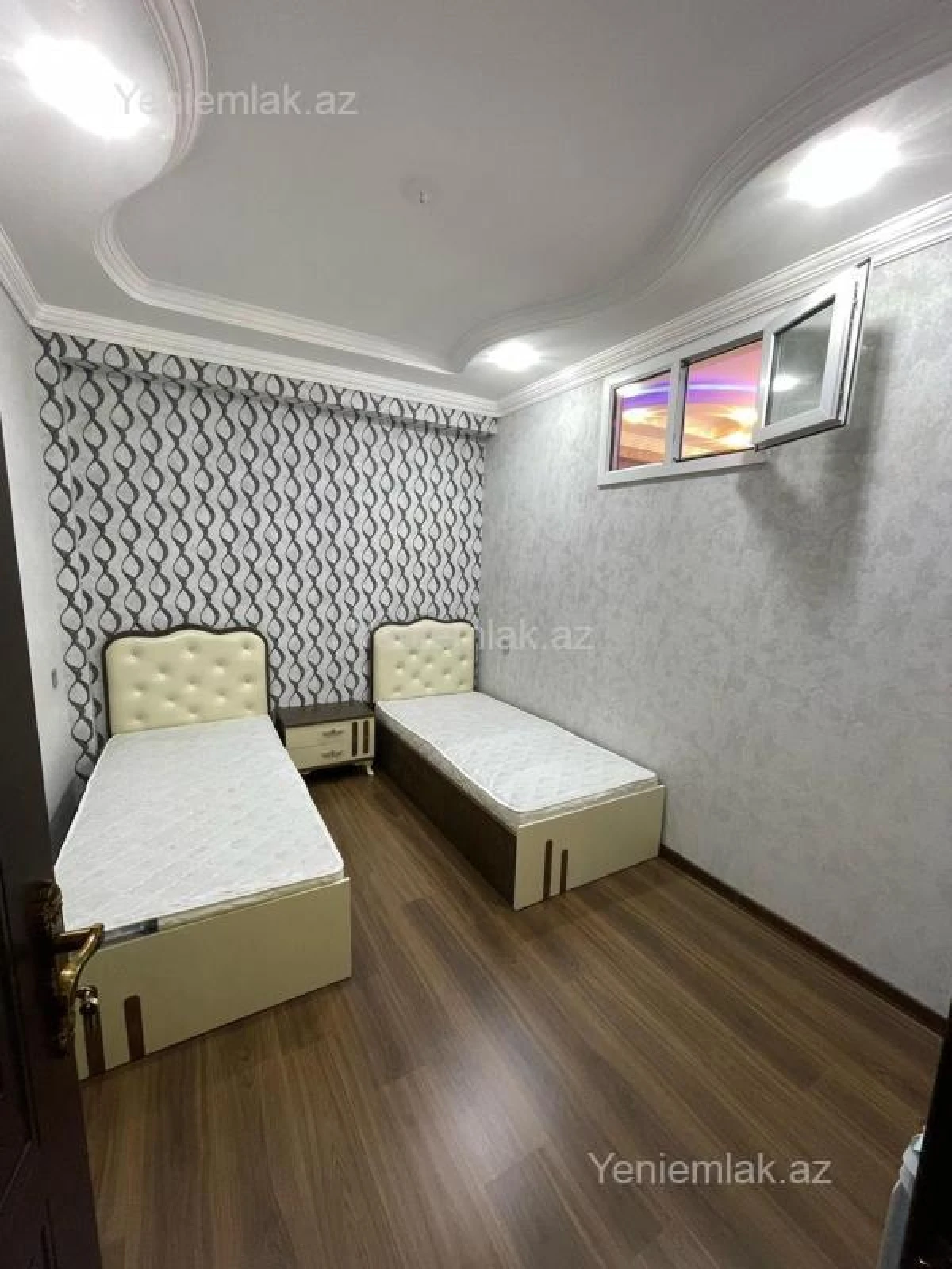 Satılır 3 otaqlı yeni tikili 74 m²